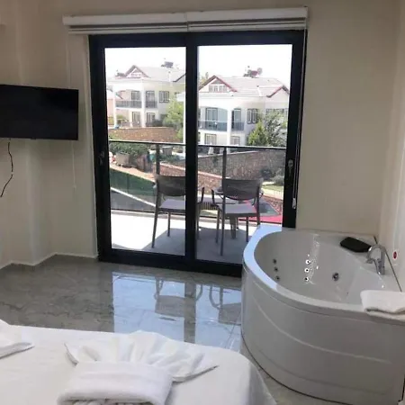 Βίλα Stunning 4-bed Private Pool Sauna & Hammam Φετιγιέ